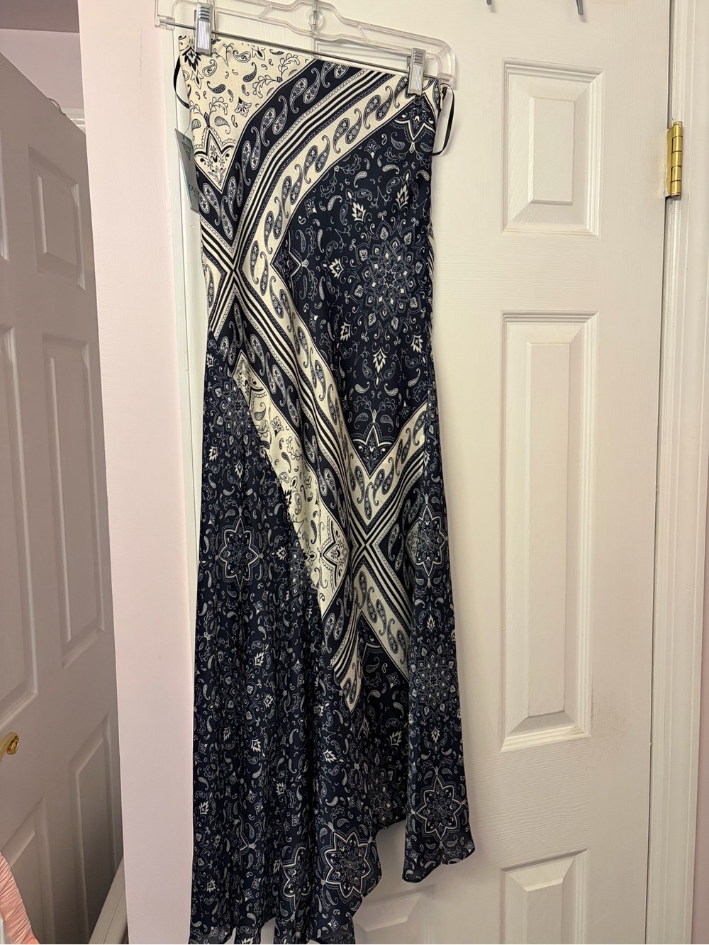 Guess Navy and White Paisley Maxi Dress